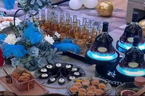 咸阳商务KTV大量招聘！无需经验，好上班轻松班多